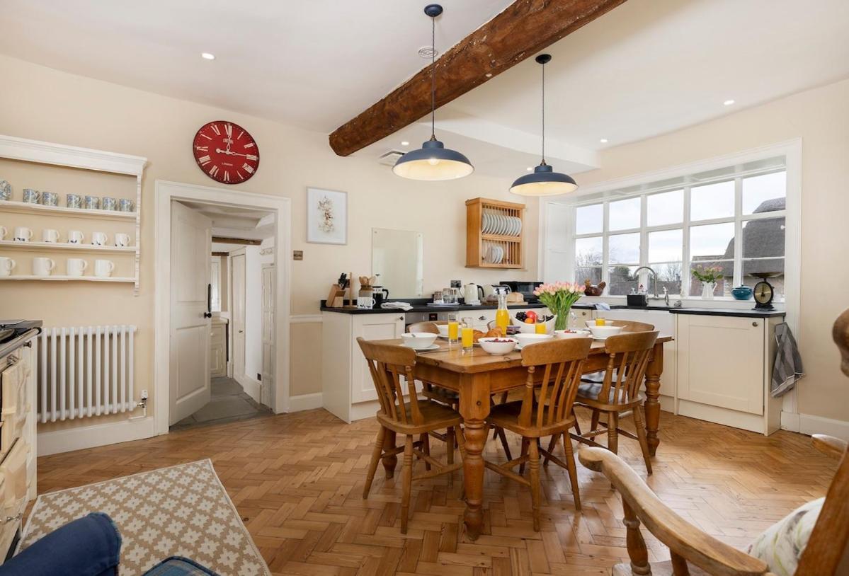 Beautiful Cotswold Farmhouse With Hot Tub Манчестер Екстер'єр фото