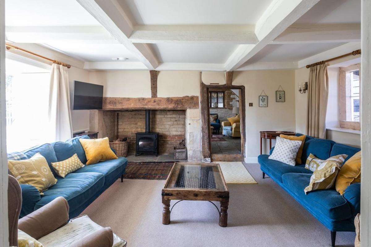 Beautiful Cotswold Farmhouse With Hot Tub Манчестер Екстер'єр фото