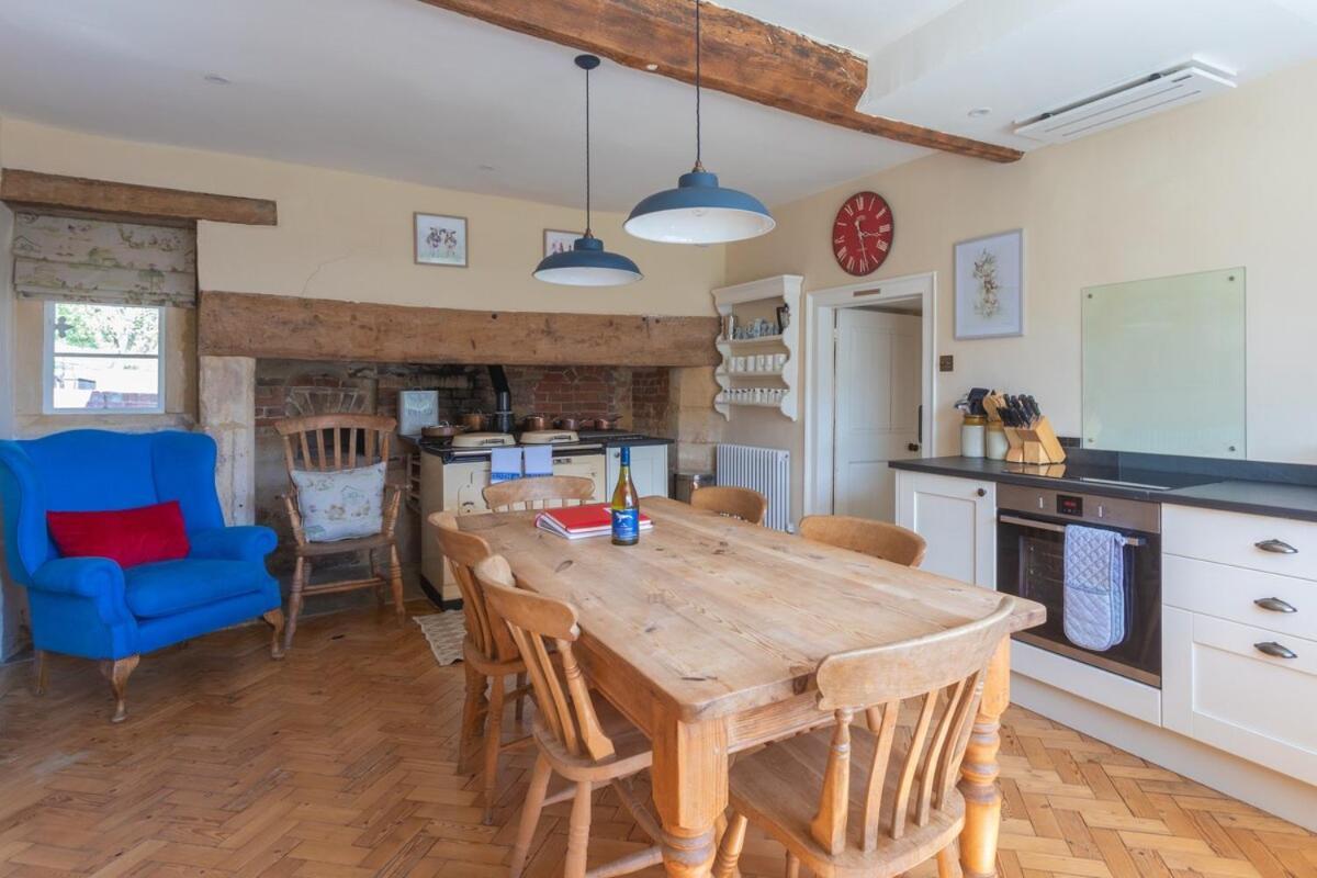 Beautiful Cotswold Farmhouse With Hot Tub Манчестер Екстер'єр фото