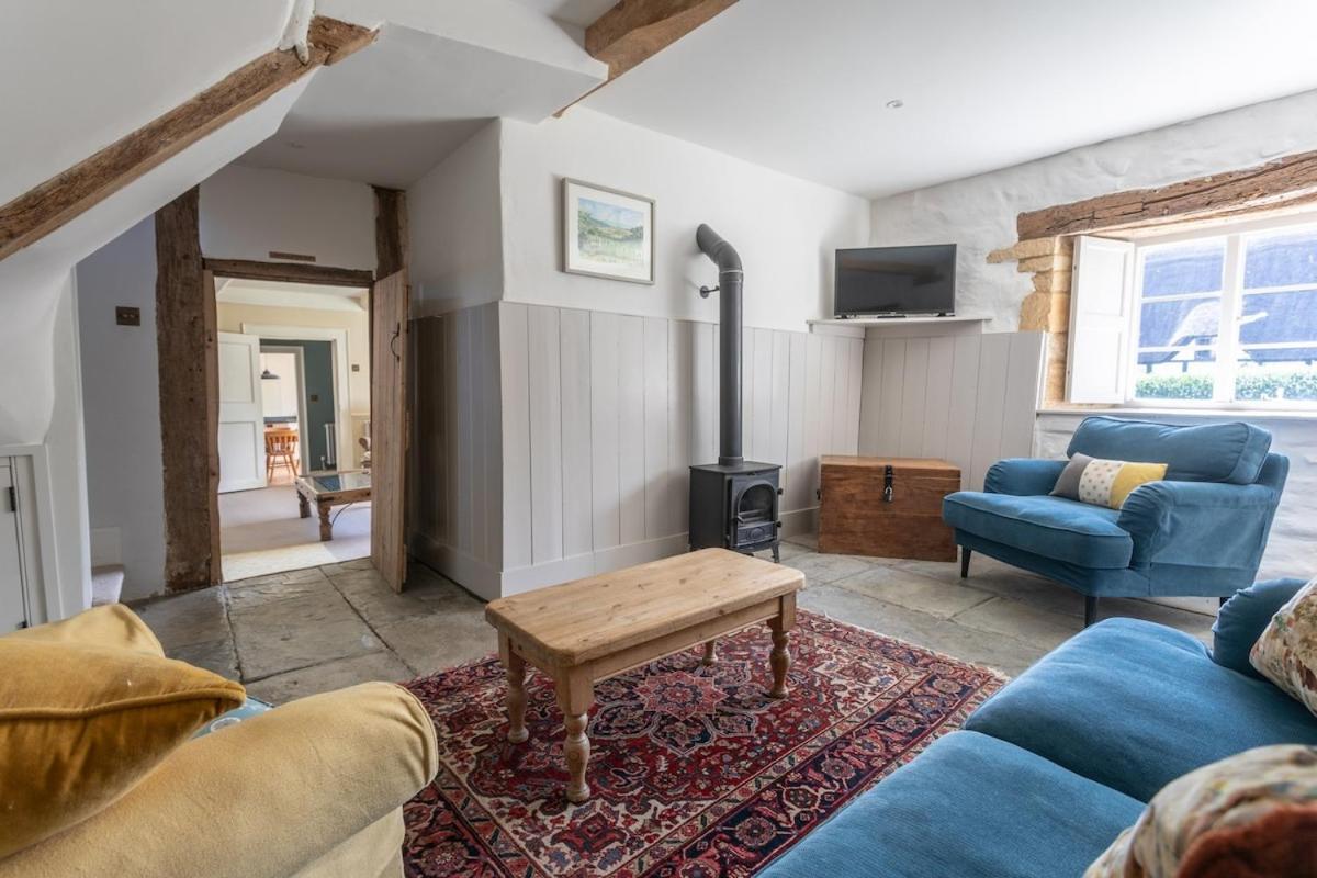 Beautiful Cotswold Farmhouse With Hot Tub Манчестер Екстер'єр фото
